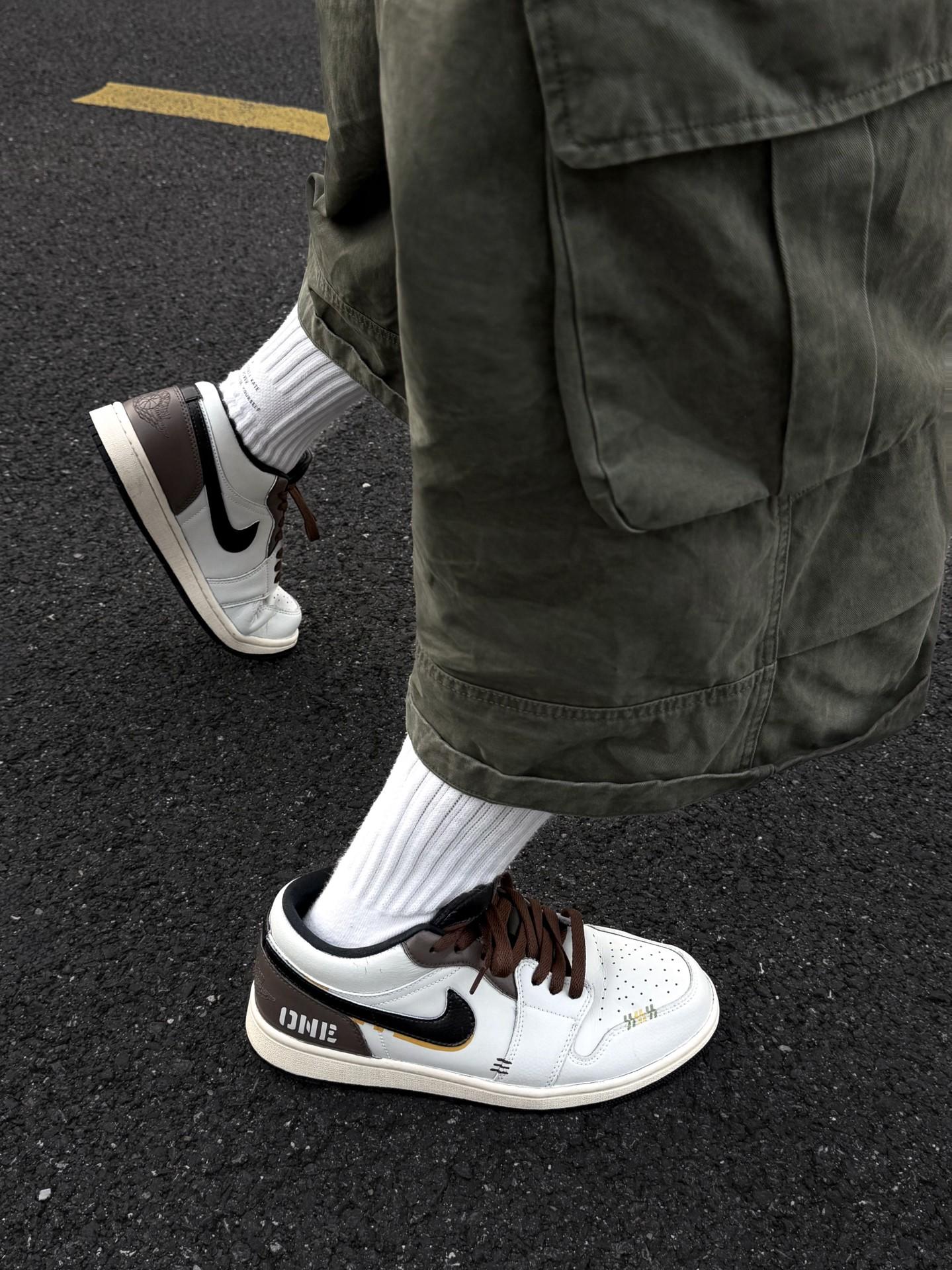 "自带清爽感🍃" | 这双aj1定制上脚属实哇塞🤩